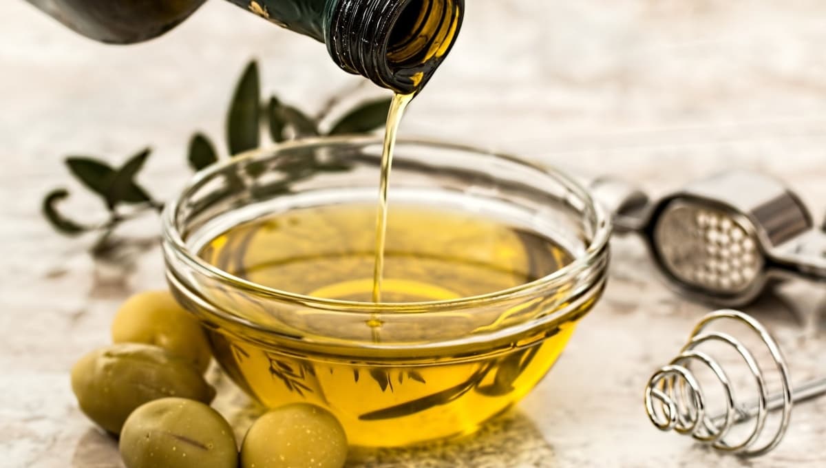 Elimina las arrugas de forma natural con este aceite casero