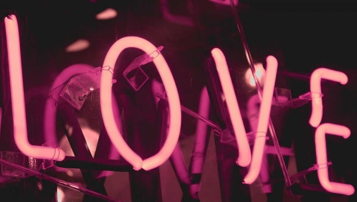 Tener relaciones sexuales entre amigos consolida y fortalece la amistad