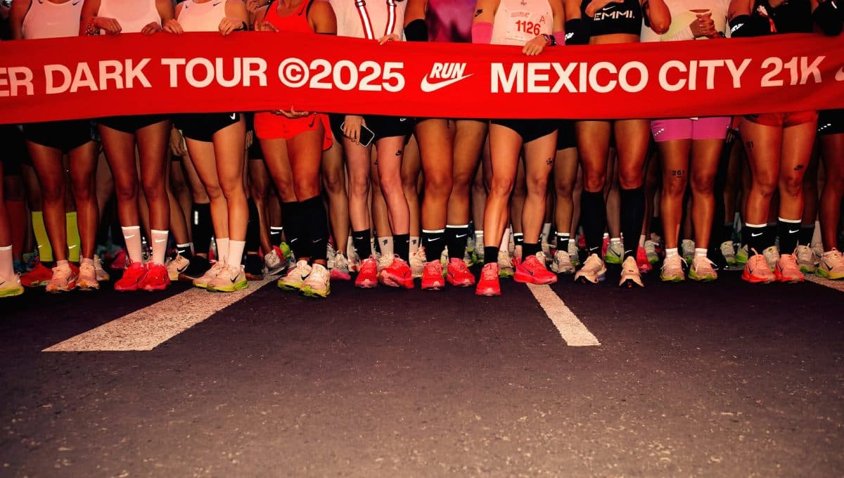 Personaliza tu kit de la carrera Nike After Dark Tour
